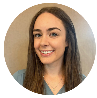 Lindsey Lang headshot